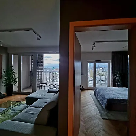 View Free Parking Appartement